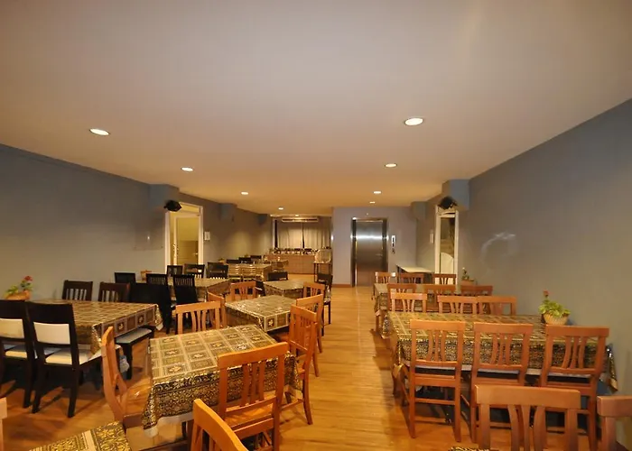 Hotel Kriss 4*