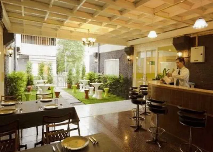 Hotel Kriss 4*