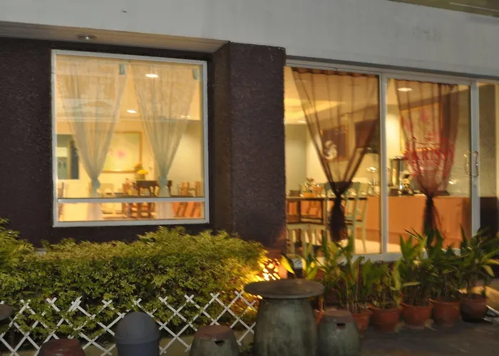 Kriss Hotel 4*